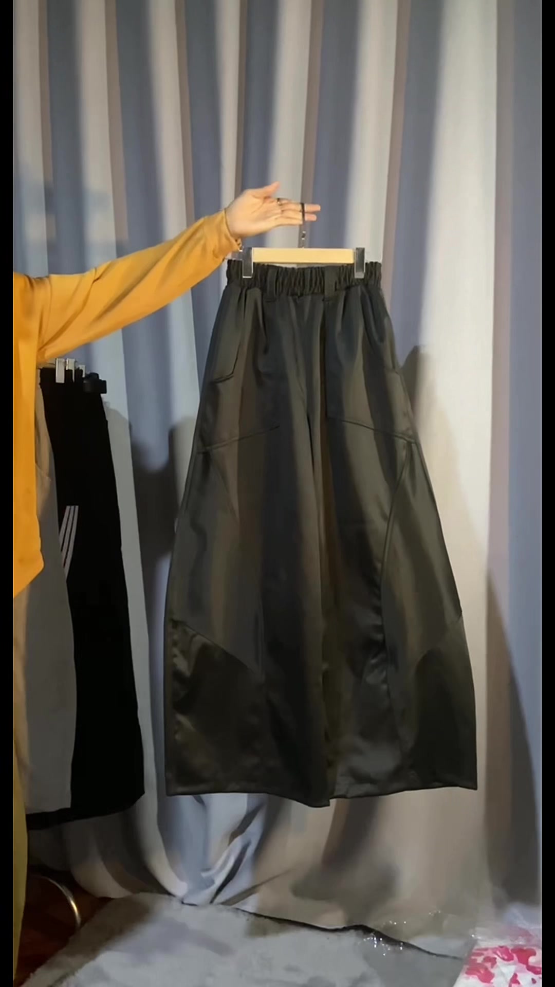 @S L Clothing