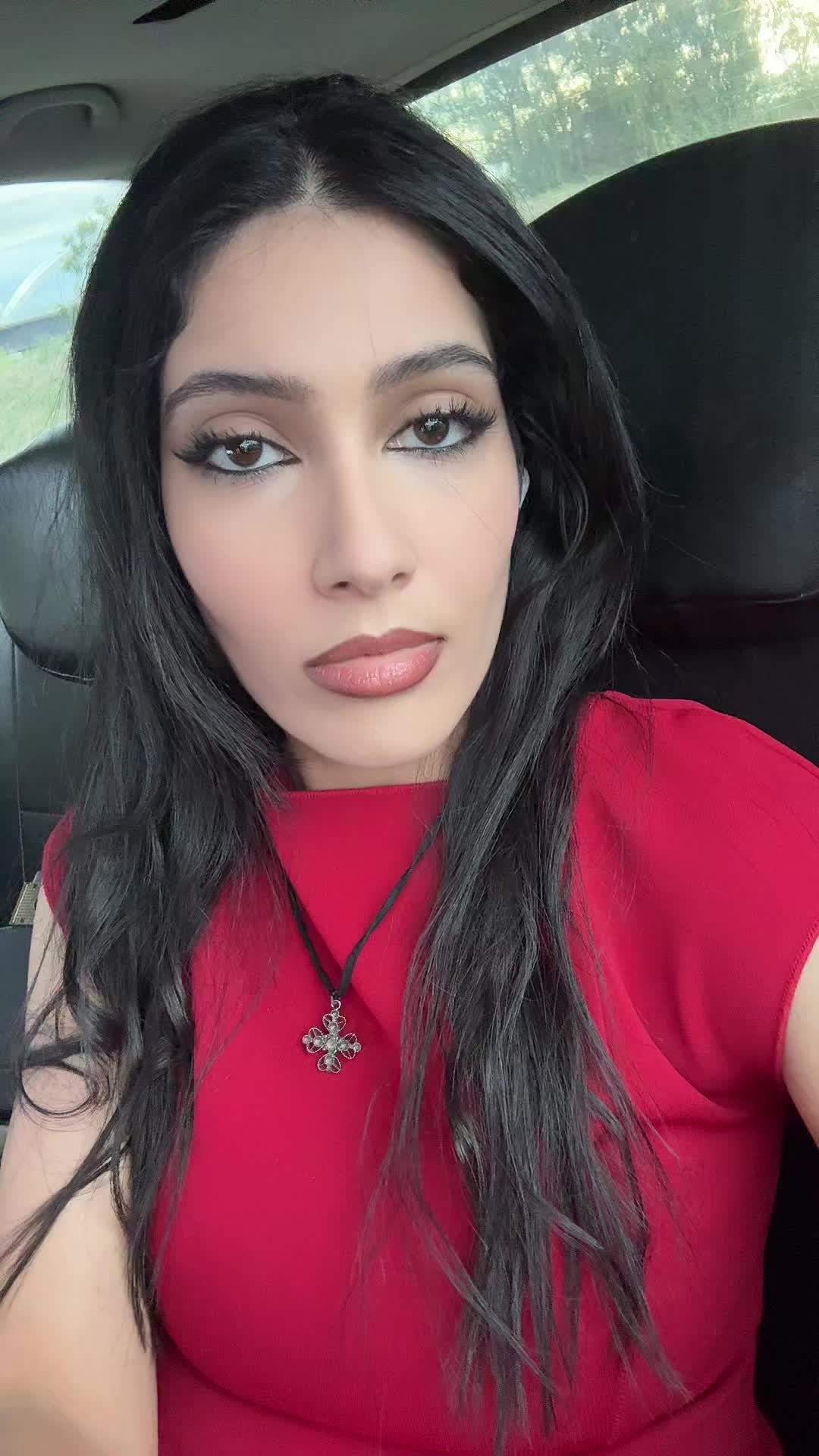 @Bella PolitCHICK