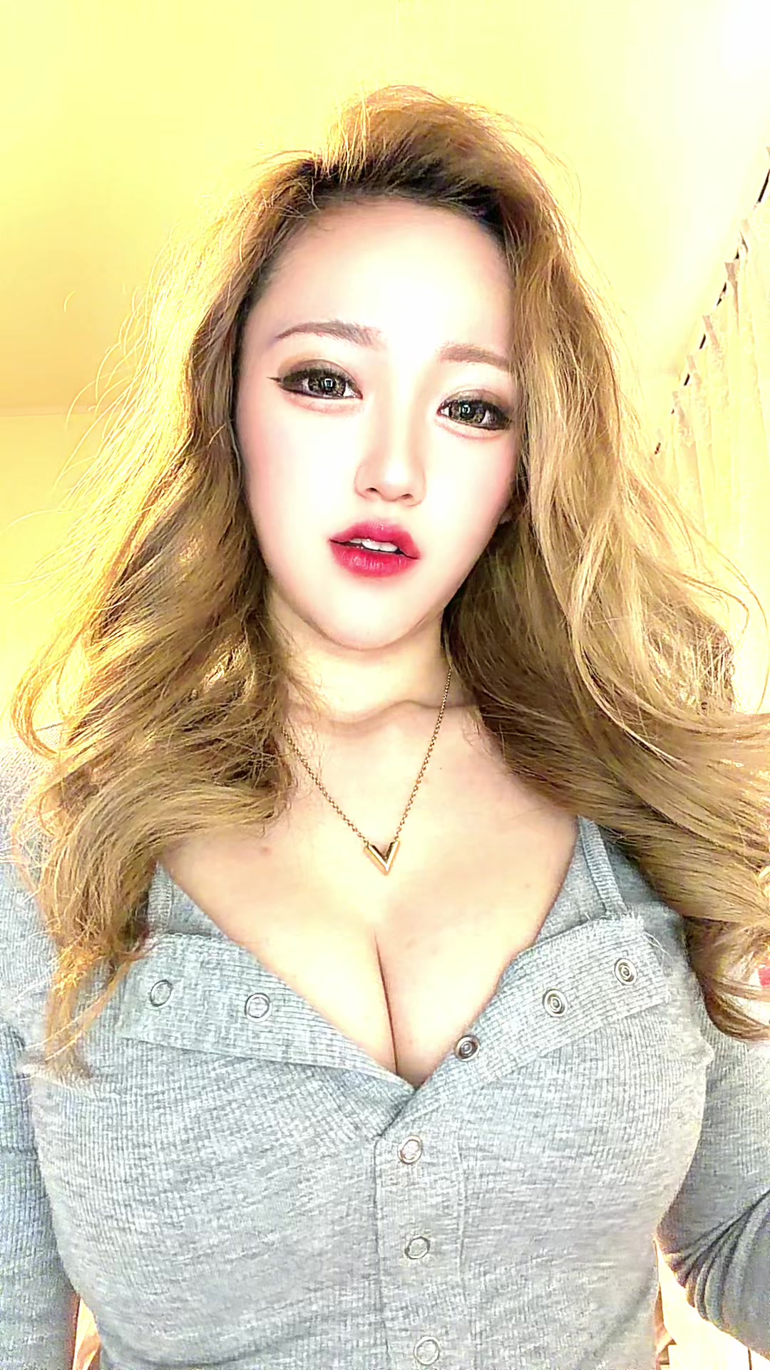 @𝓡𝓸𝓵𝓪𝓷👠🎉