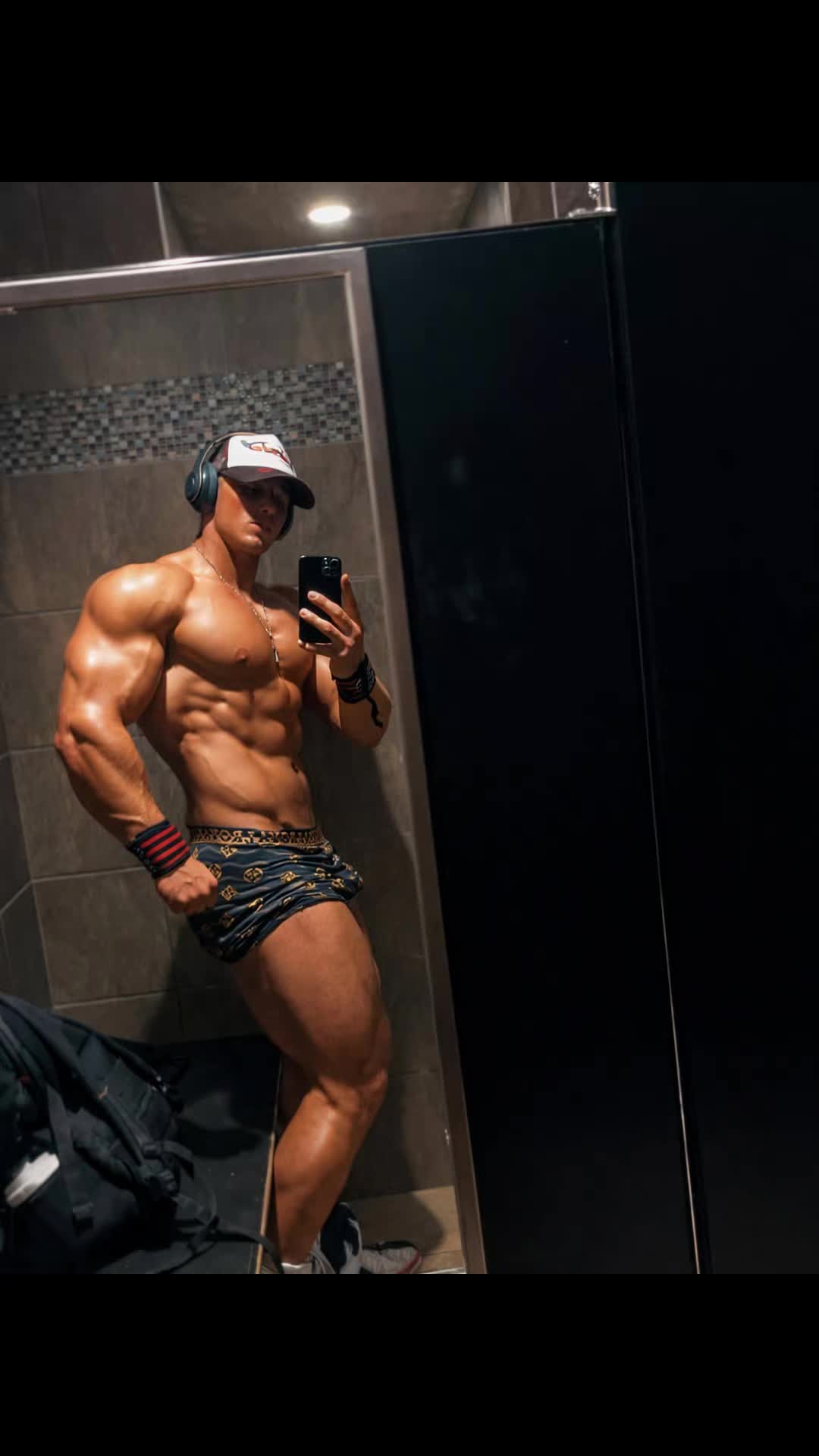 @V1cious
