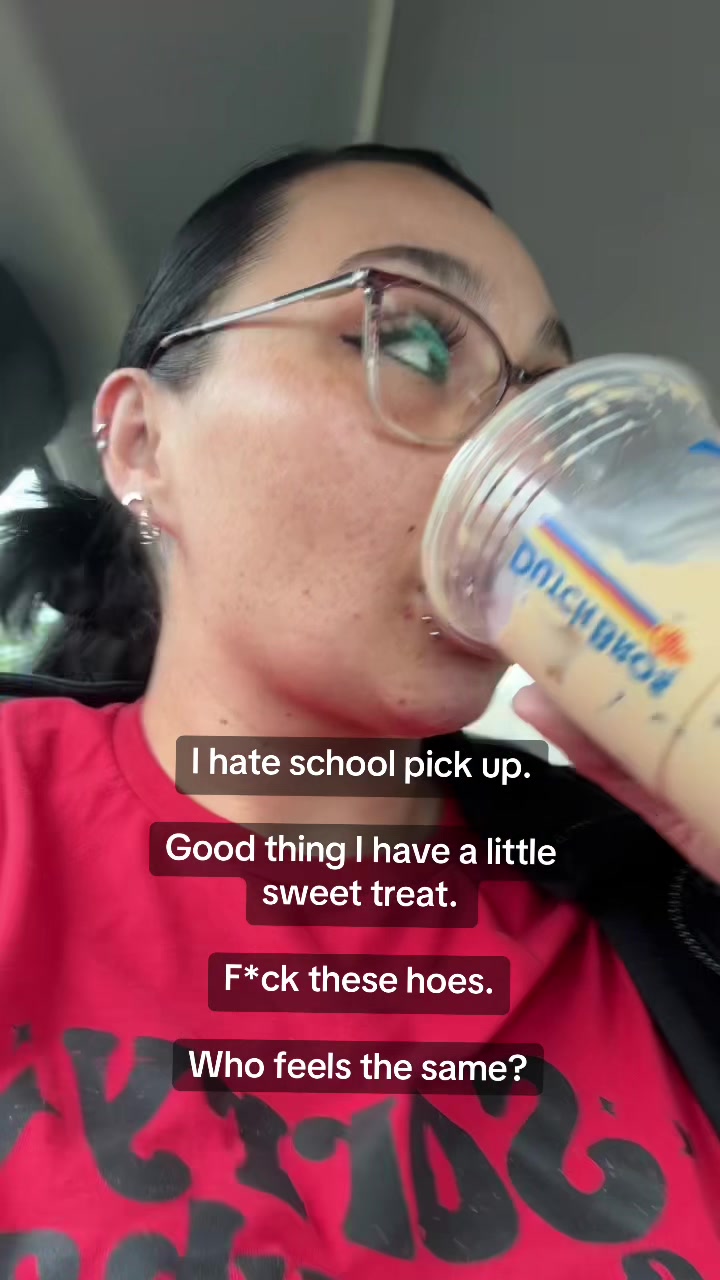 @Mandy Rae | Caffeine & Chaos