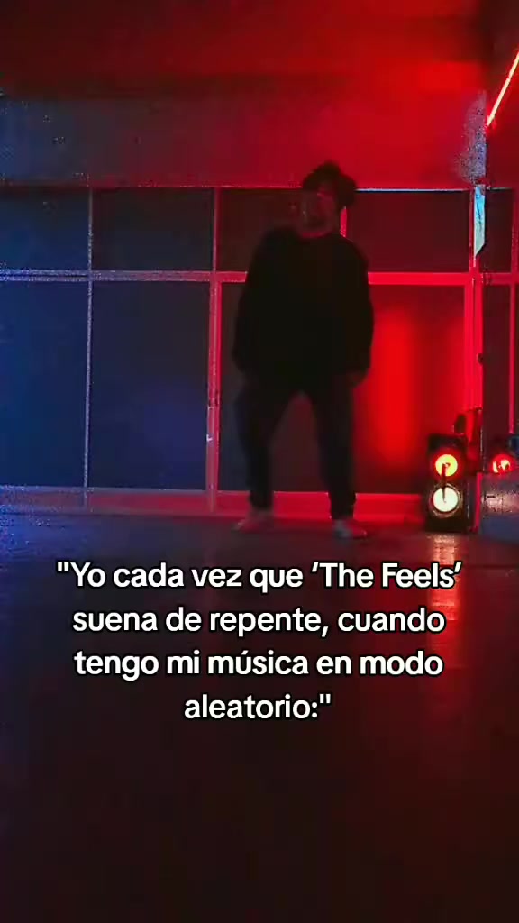 @STEVEN 🍭✨