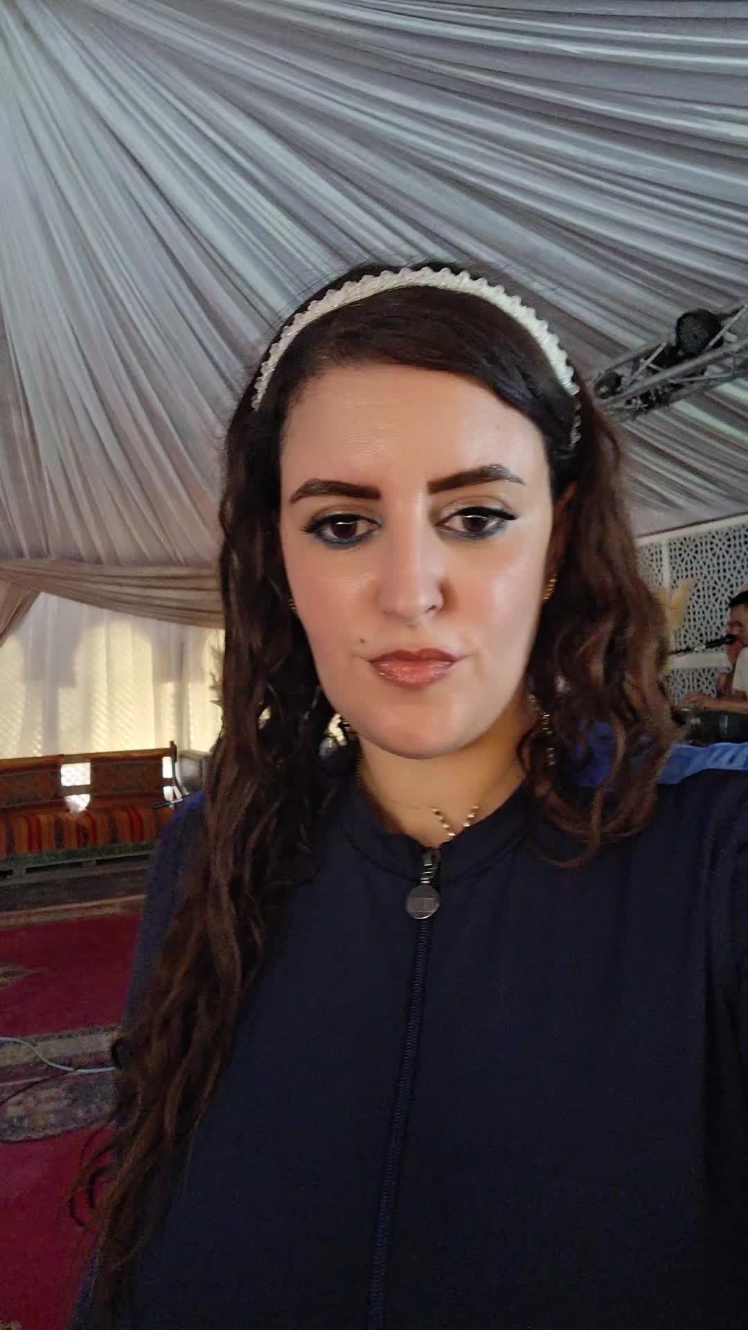 @🪭🦋فنيكيشة🦋🪭