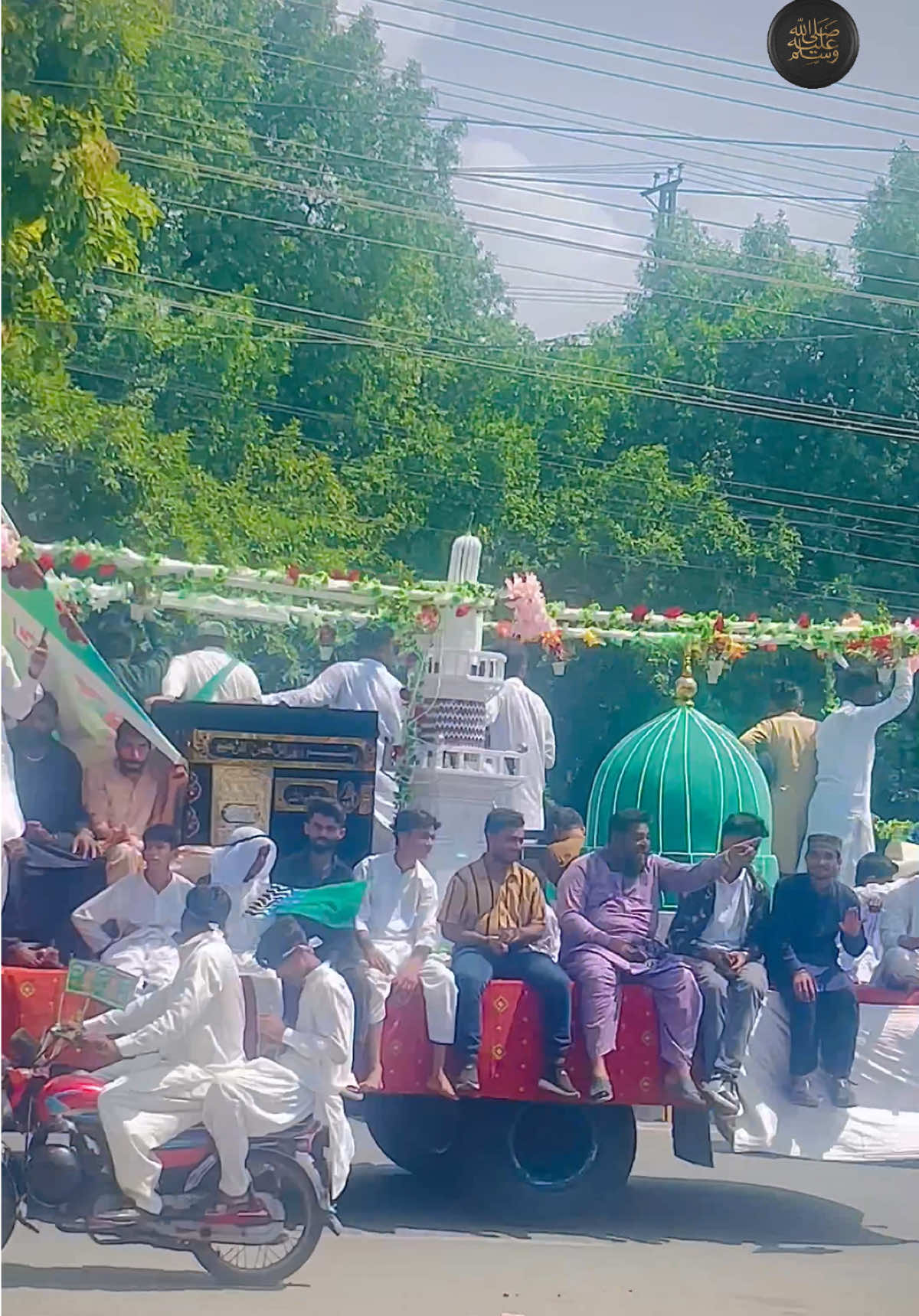 @چوھدری عمر 💫