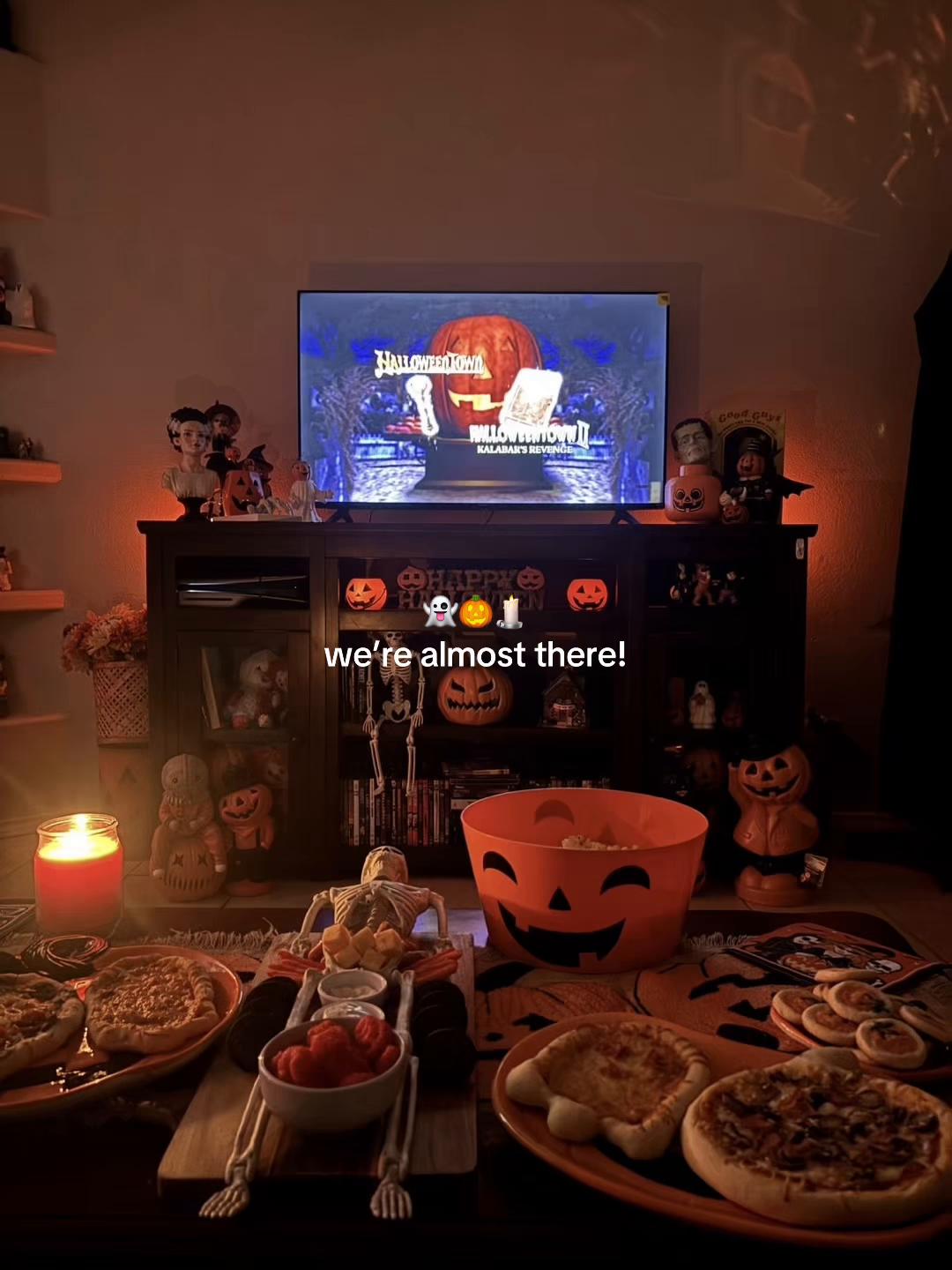 @spookyseasonftw