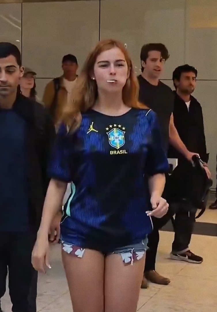 @♱