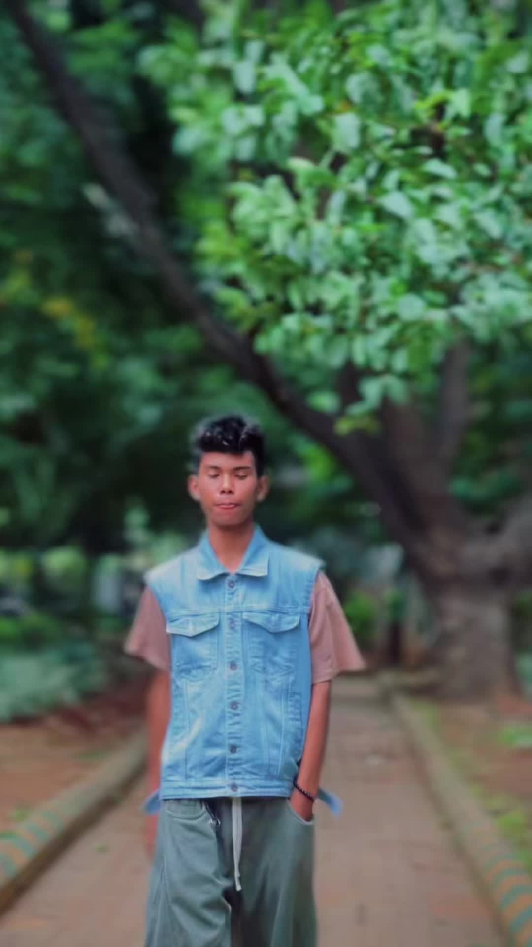 @Ꭱᴀᴍʙᴏ 