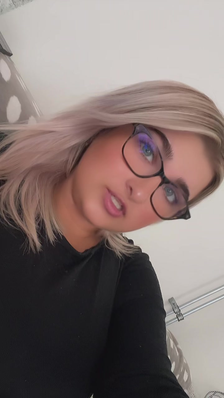 @👯🏼♀️-Amé-🦁