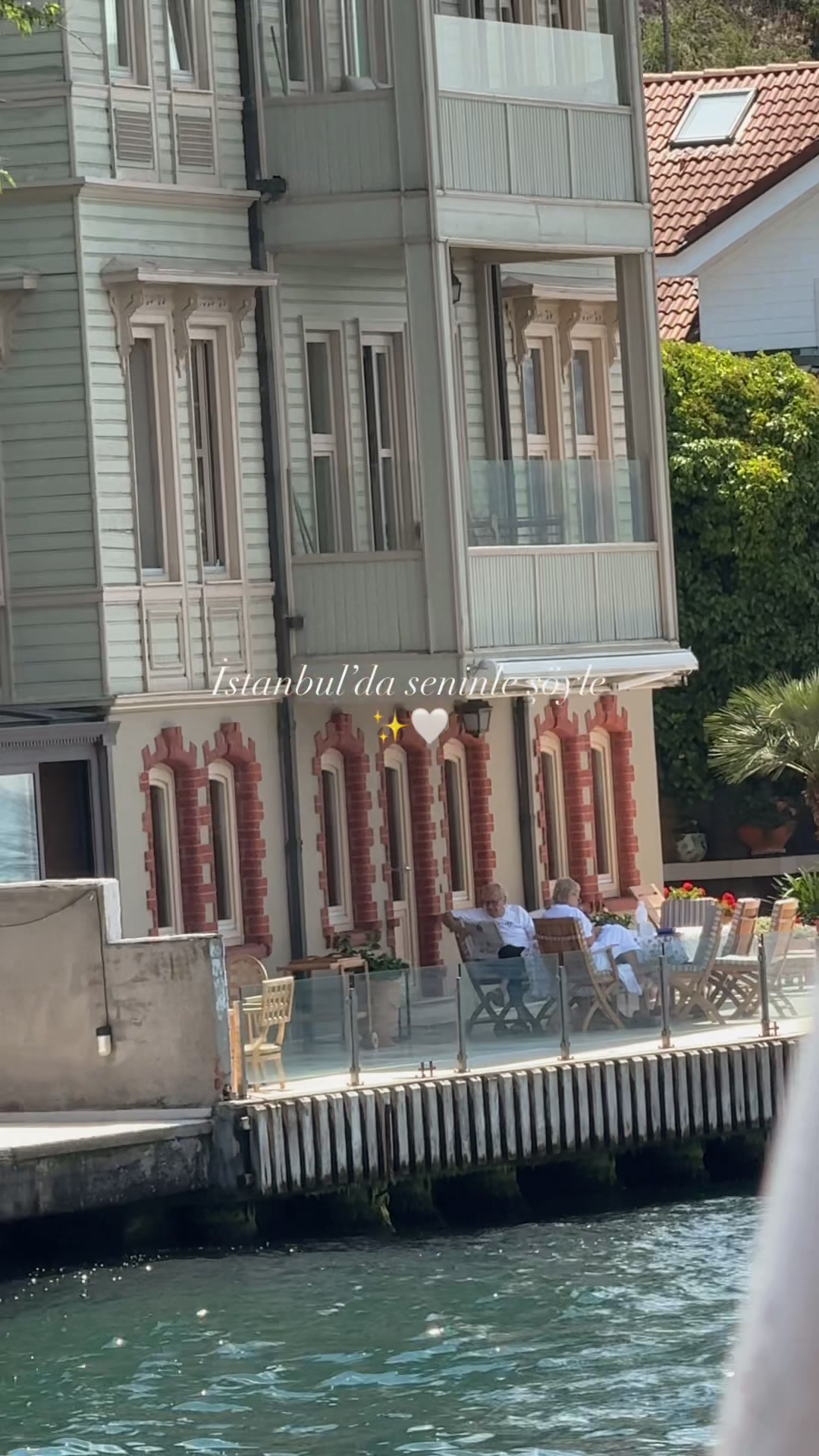 @Üstüne Çay Gider