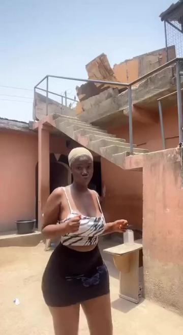 @AFROSEXXY
