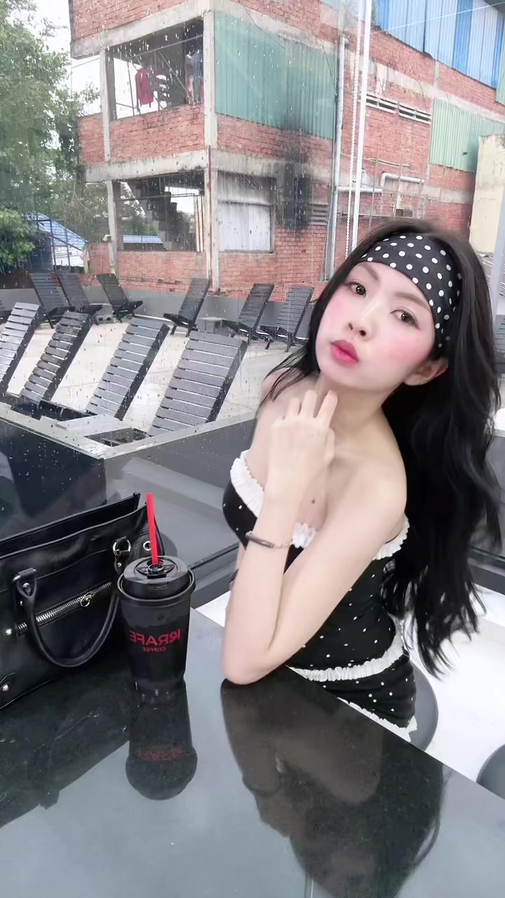@Ro Na๐ค