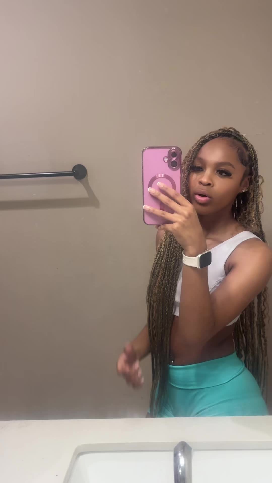 @lauryntheescientist👩🏽🔬