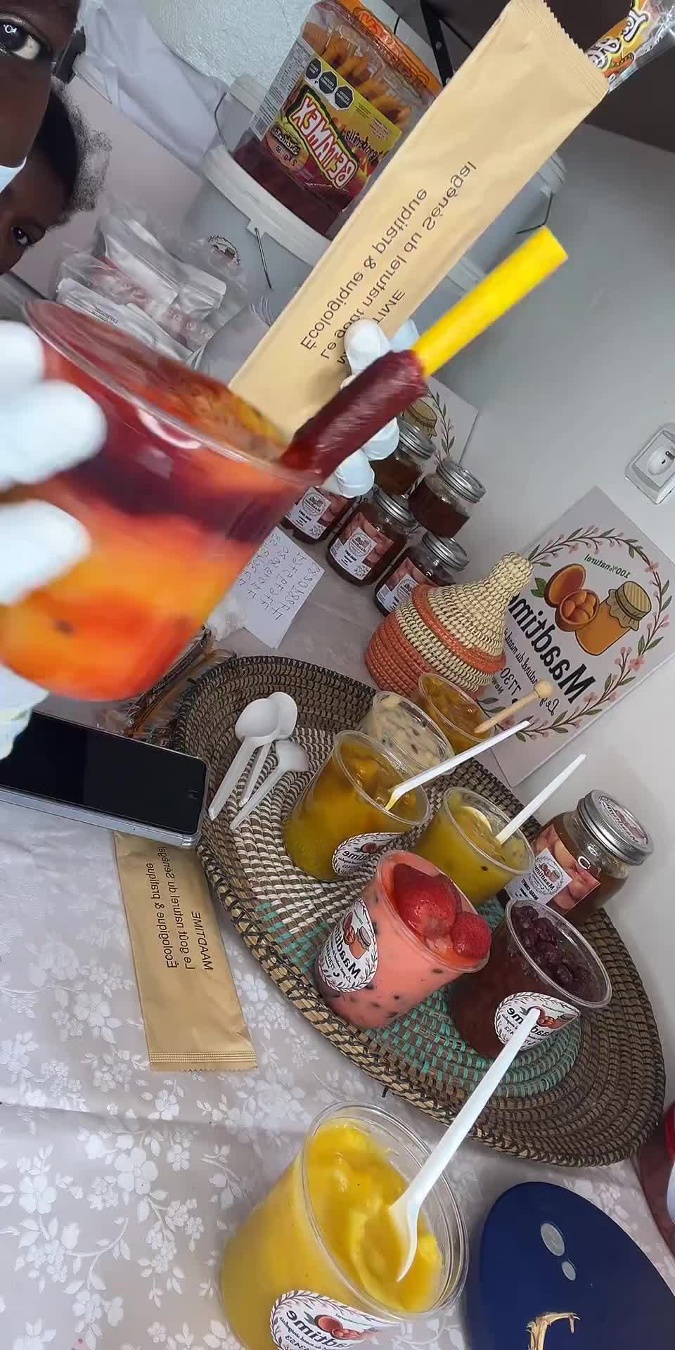 @MAADTIME😋😋😋