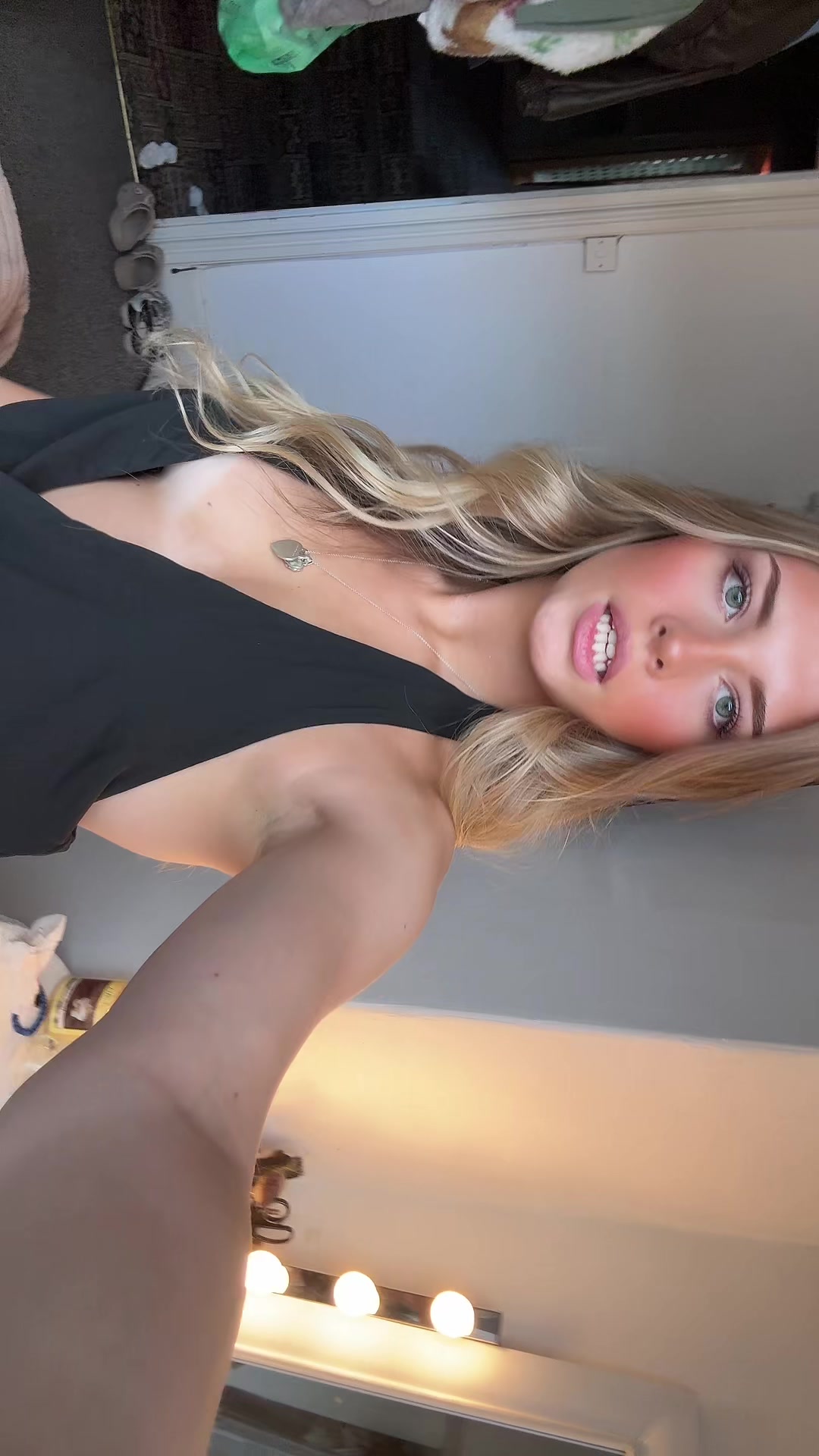 @✮Ellie✮