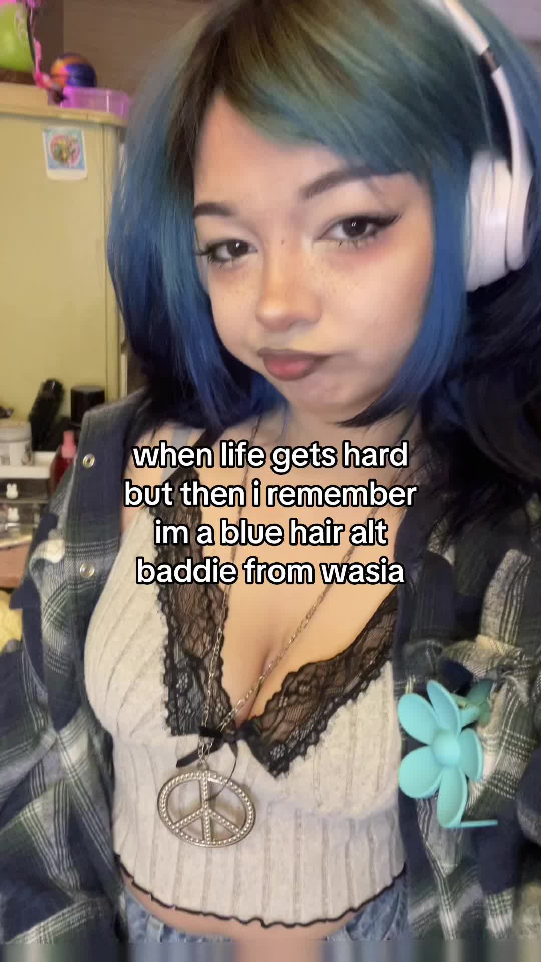 @𝓜𝓪𝓮 ☆