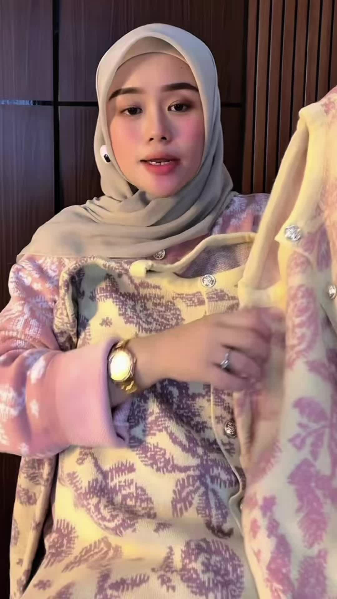 @nailakharisma4