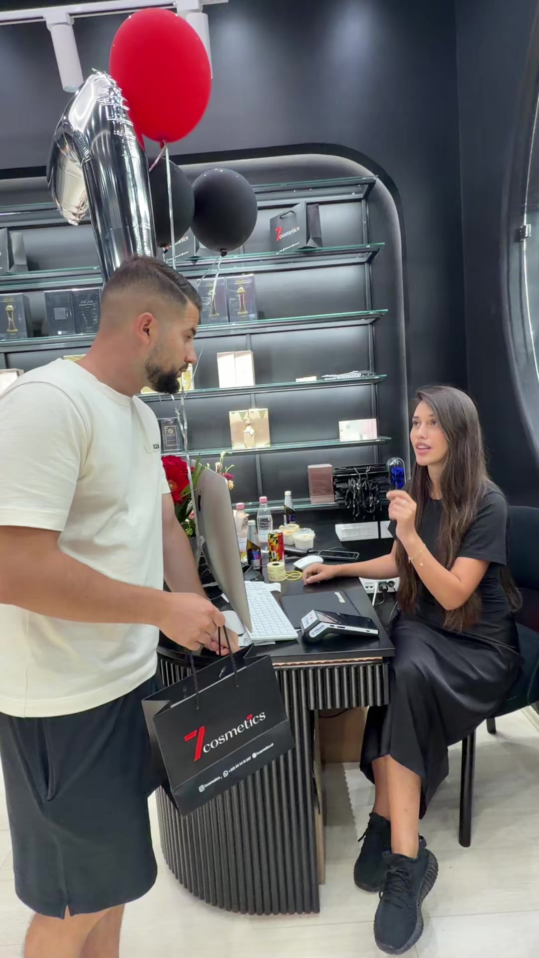 @7cosmetics