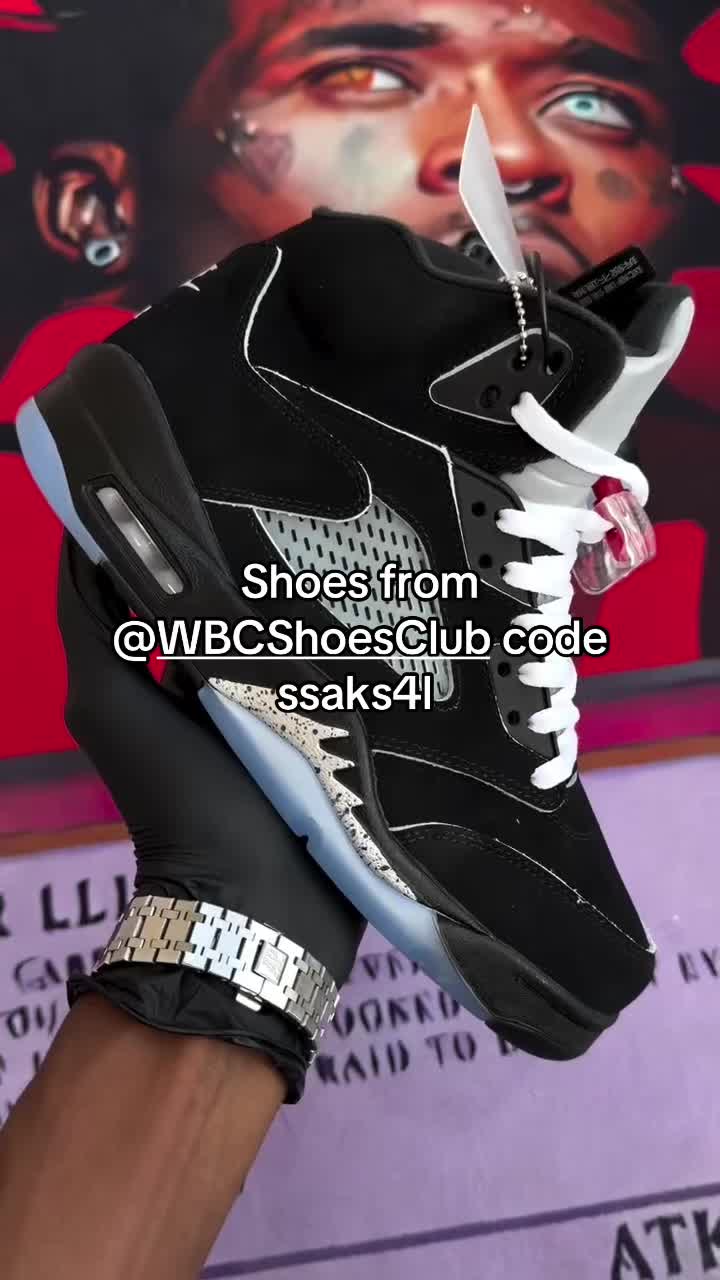 @⃟