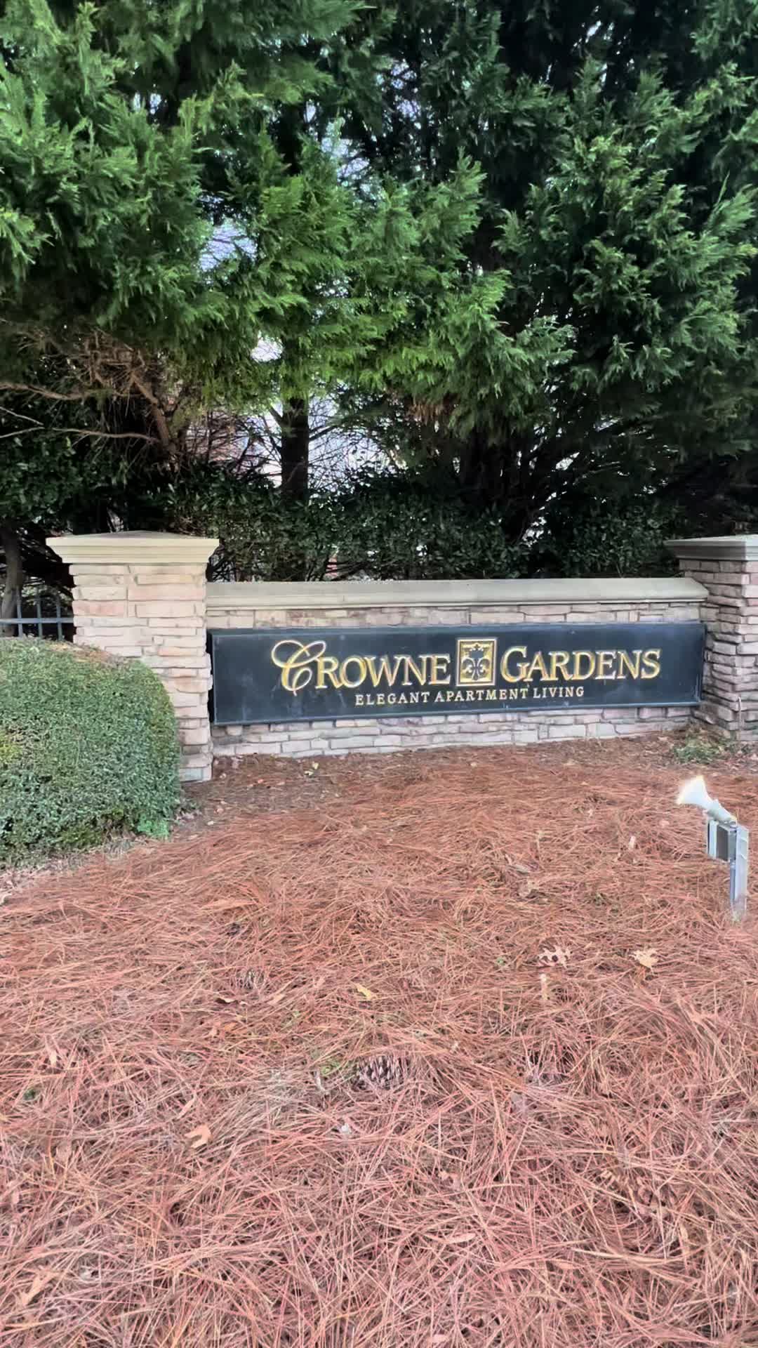 @Crowne Gardens