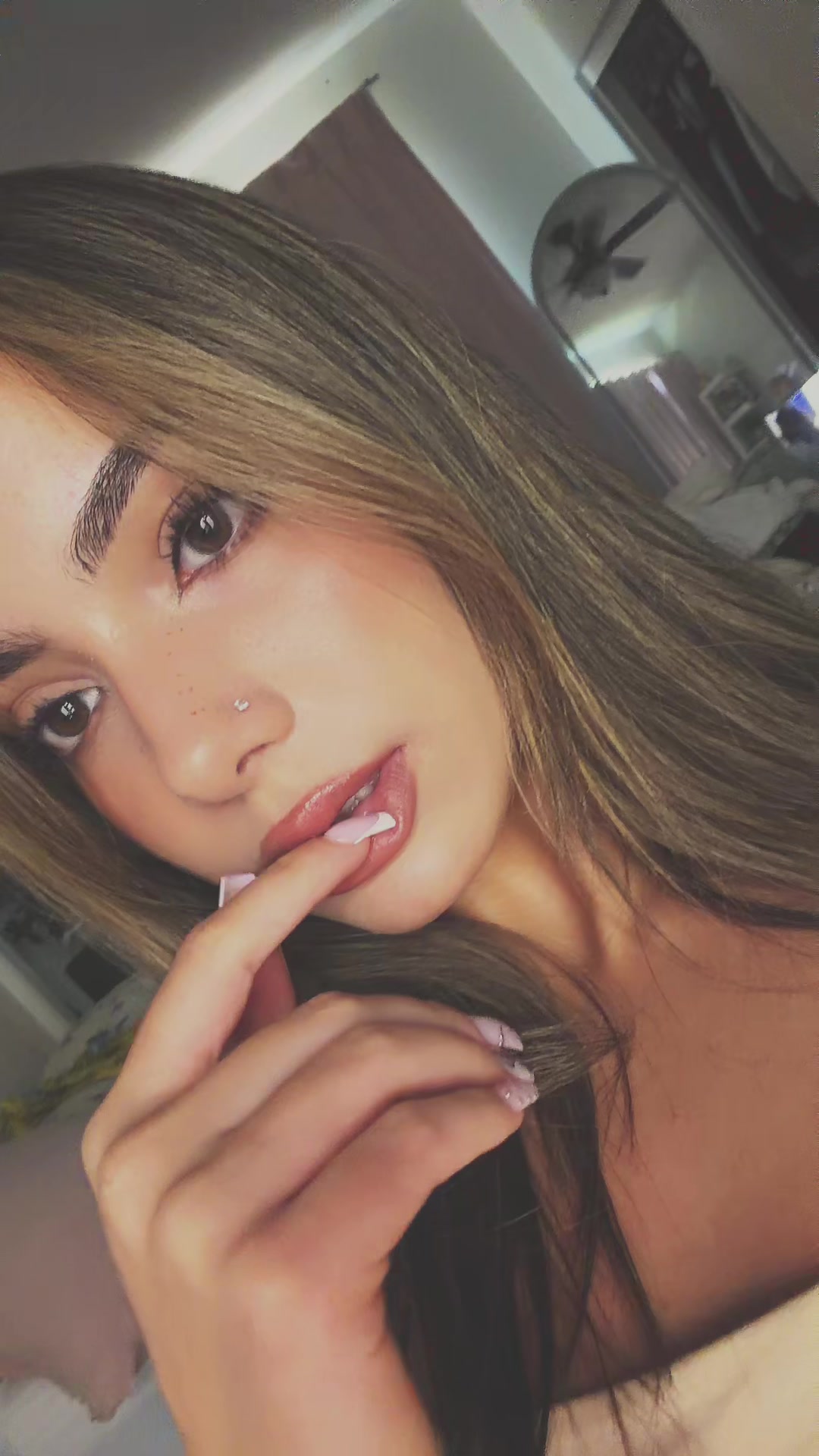 @YelloHelo