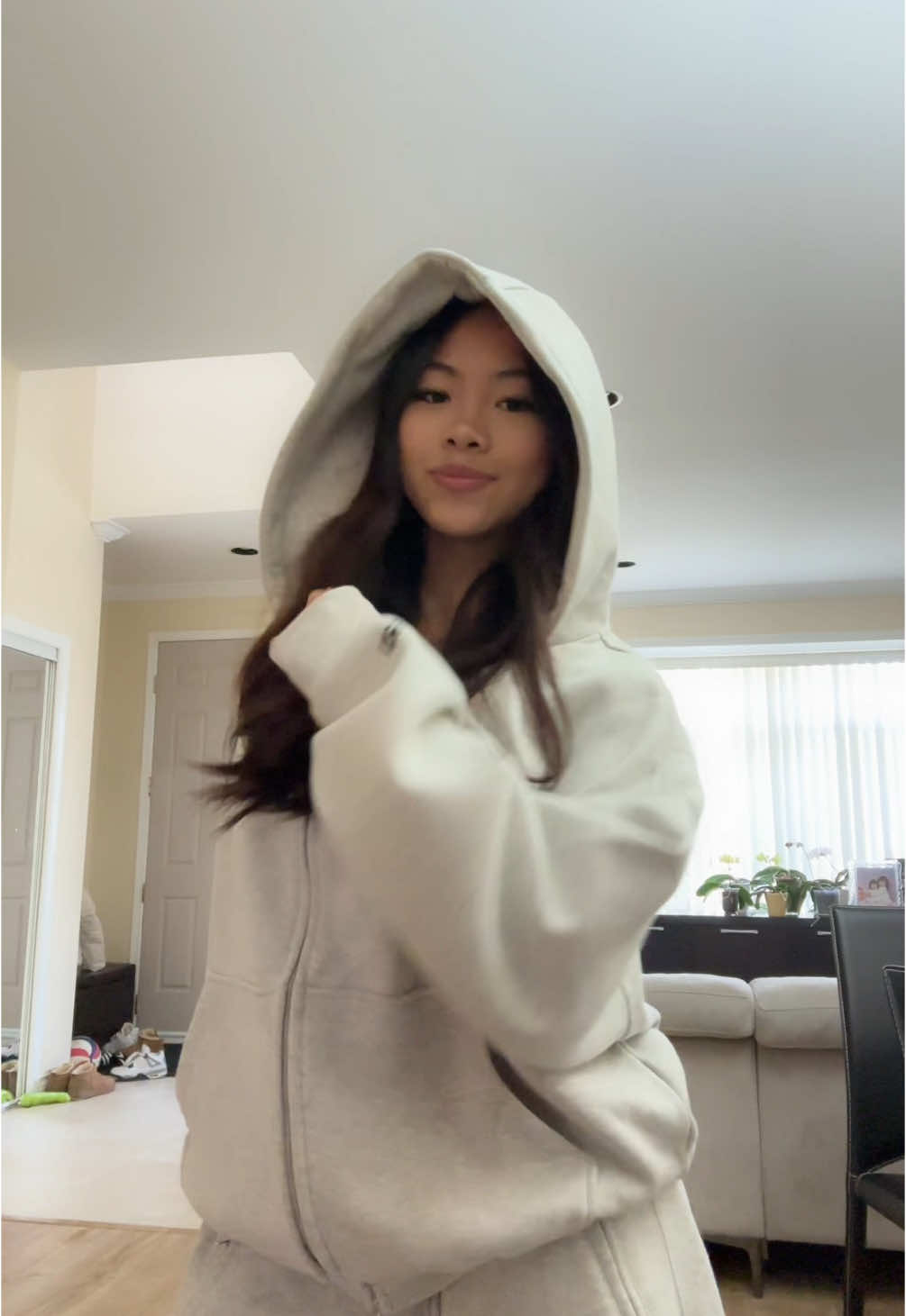 @notellieyong