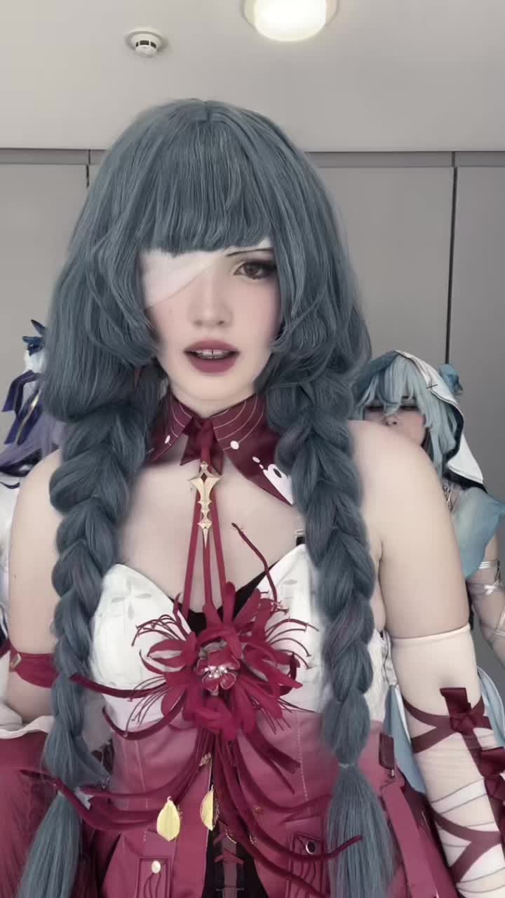 @☆*:.｡. 𝒱𝒾𝓋𝒾.｡.:*☆