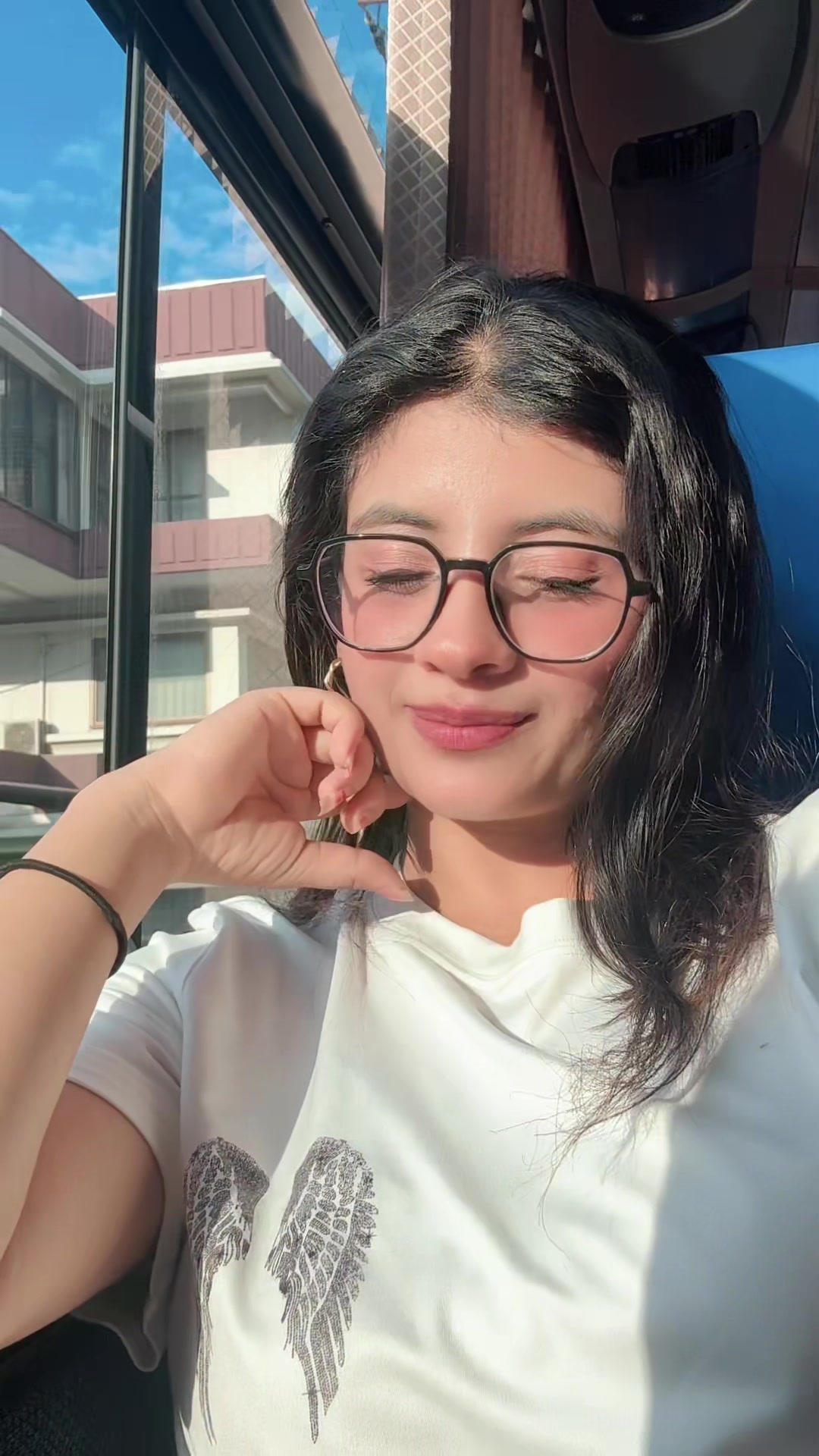 @Maya🌈🔥