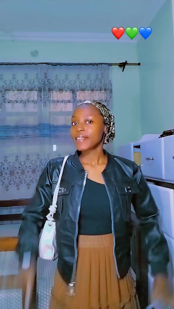 @Tess🖤254