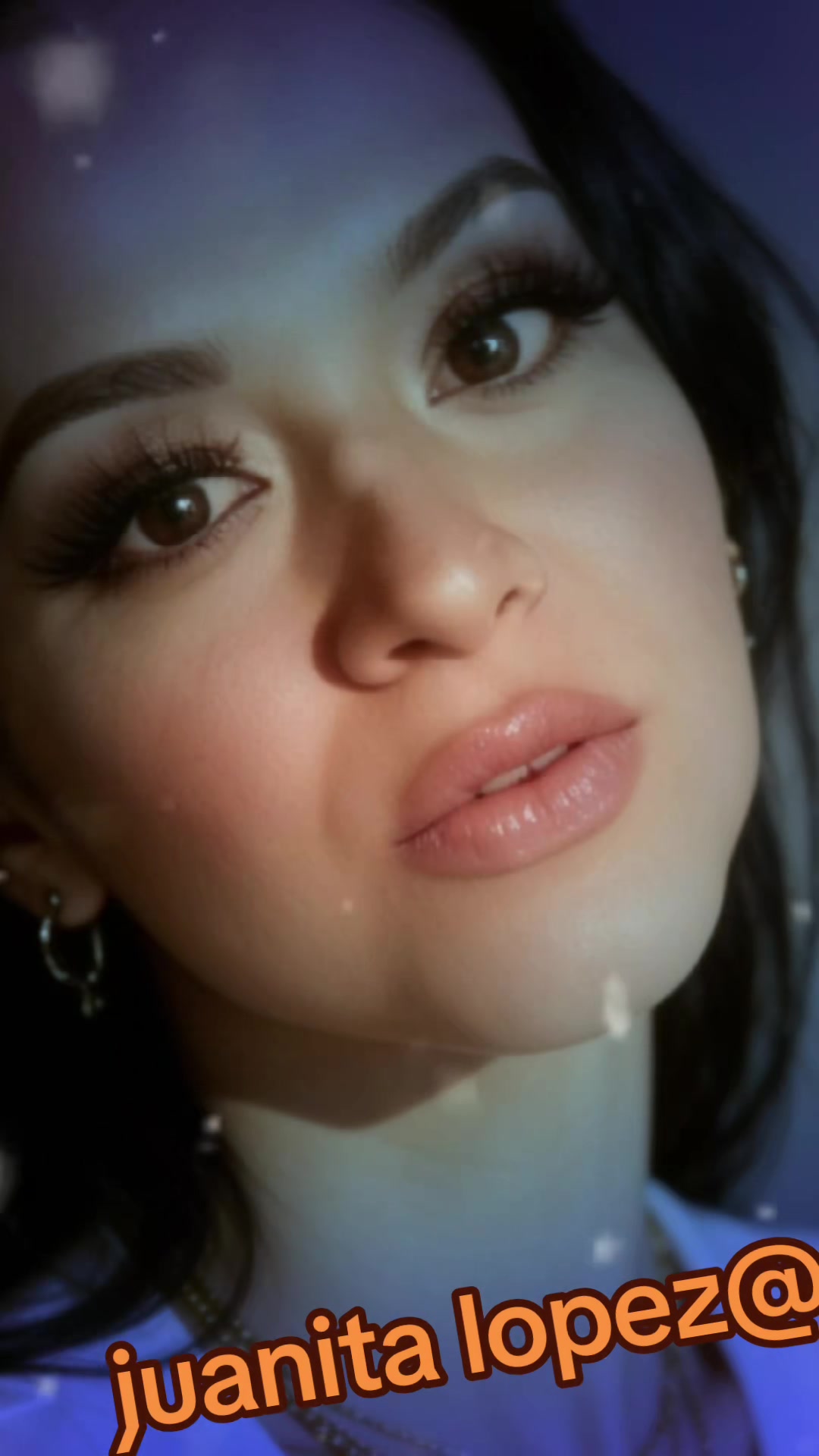 @Juanita López