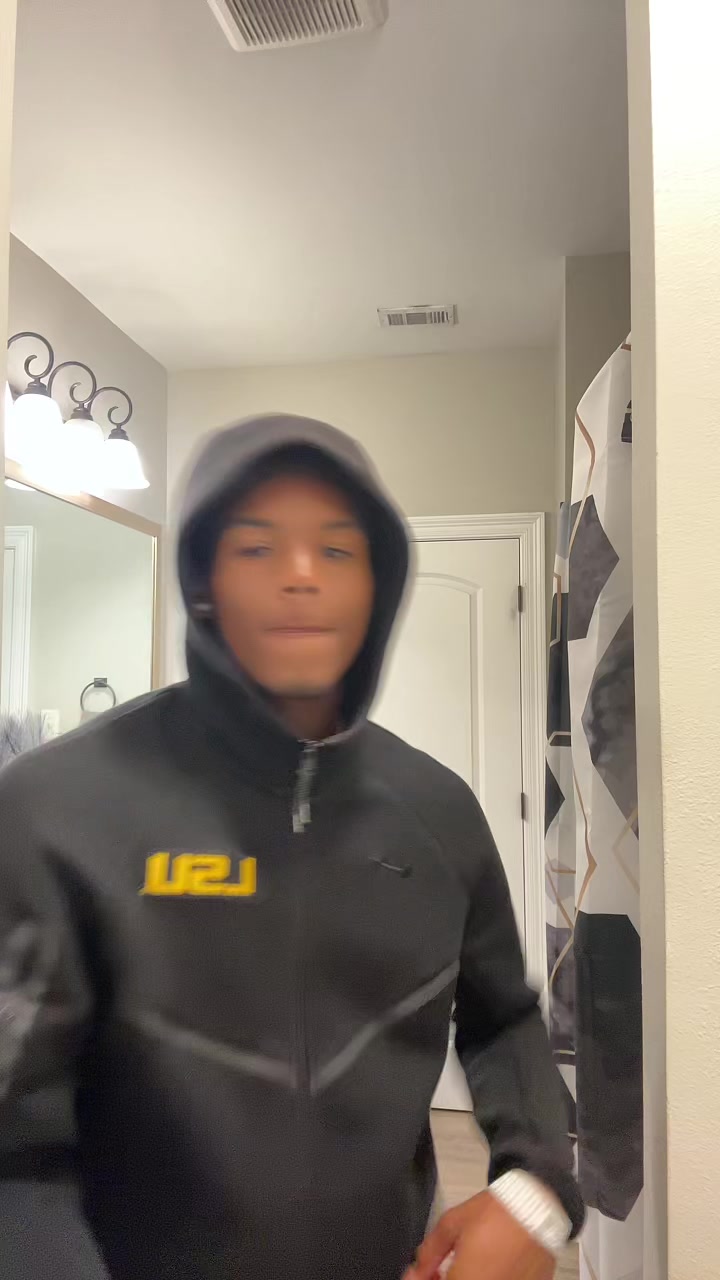 @Jayswrld