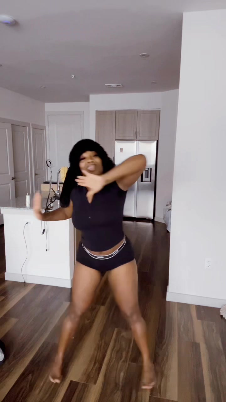 @CLEOCASHBABEE3.0