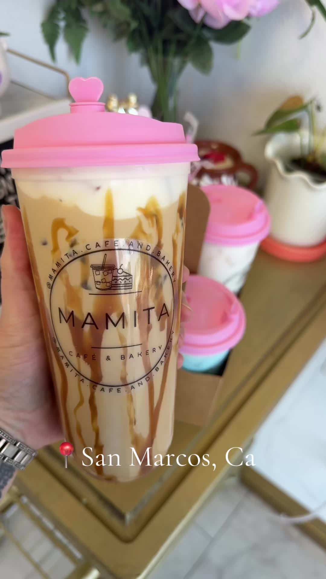@MamitaCafe&Bakery