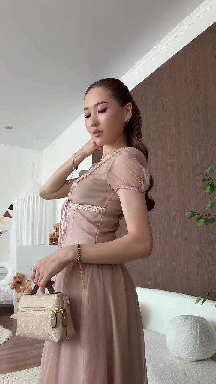 @rbnkr_e