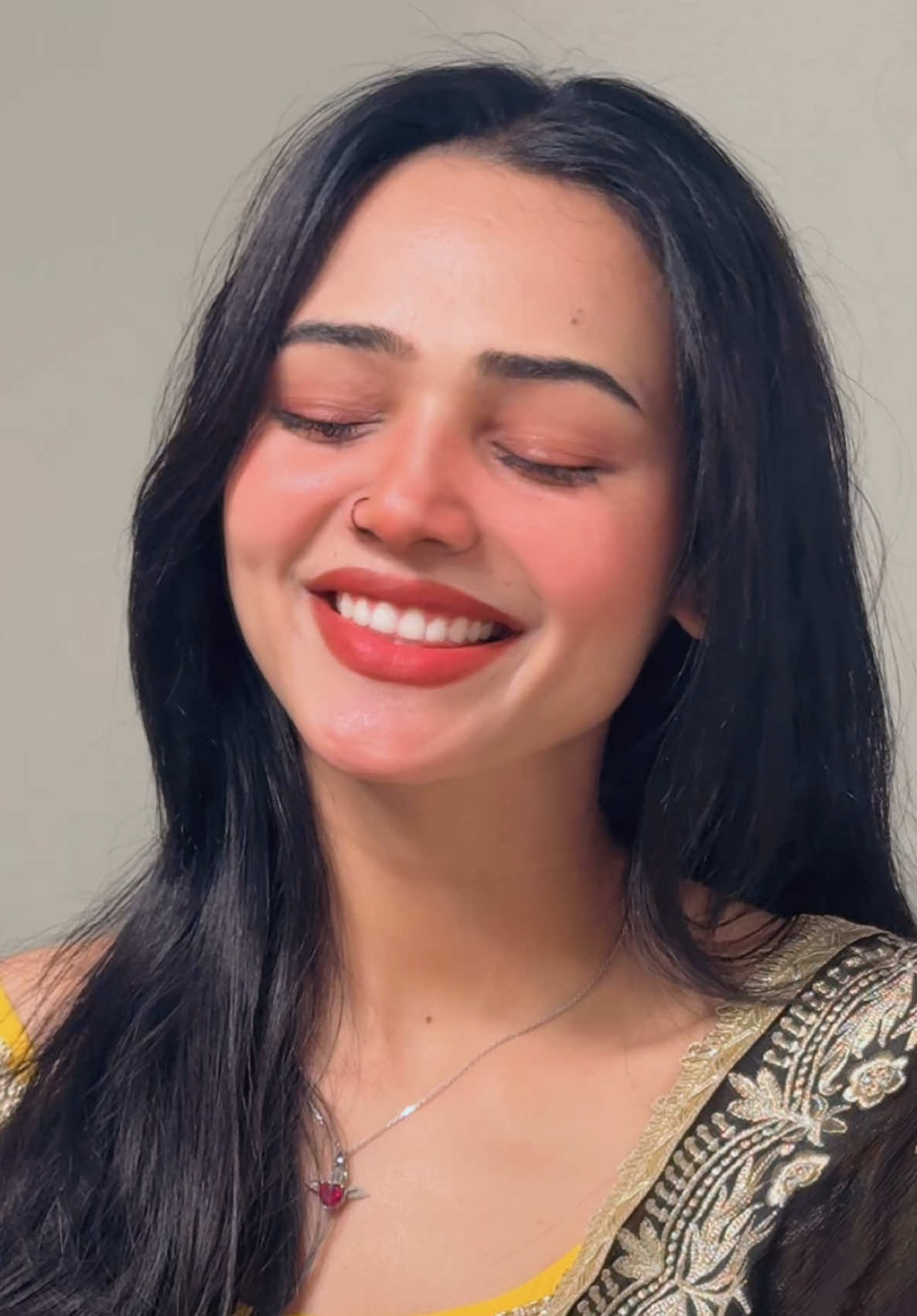 @GULAAB701🥀