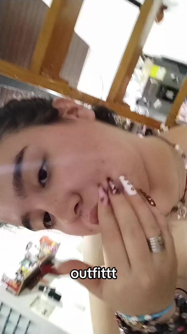 @Mochi12