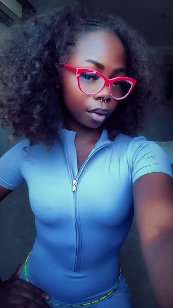@🥴CrAzY_PeArl_ EFR👑🖤🎭