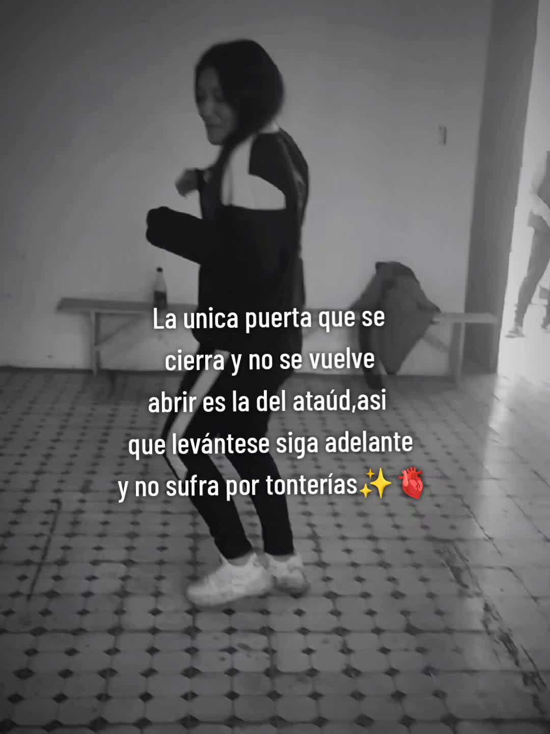 @🎭🥷 LUCIA 🥷🎭