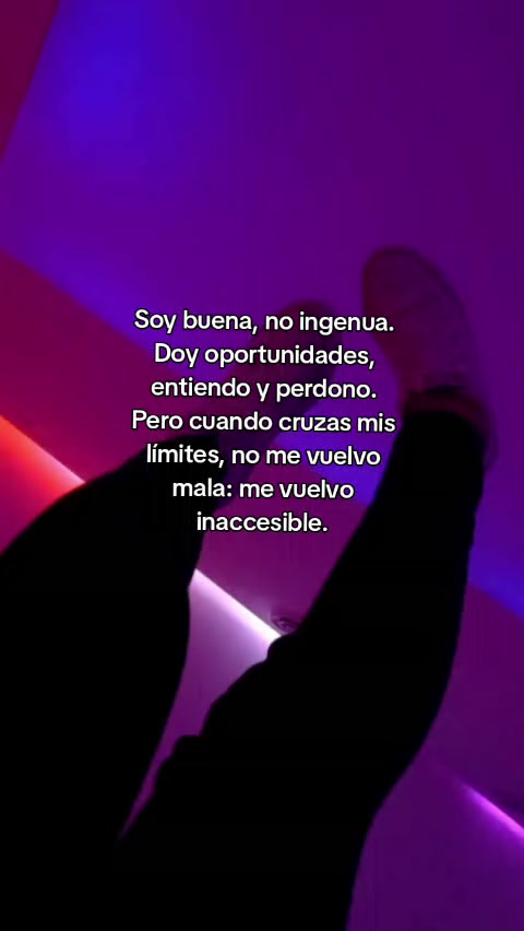 @Jocelyn Sauria Rex 🐦&zwj;🔥🦊🦖❤️