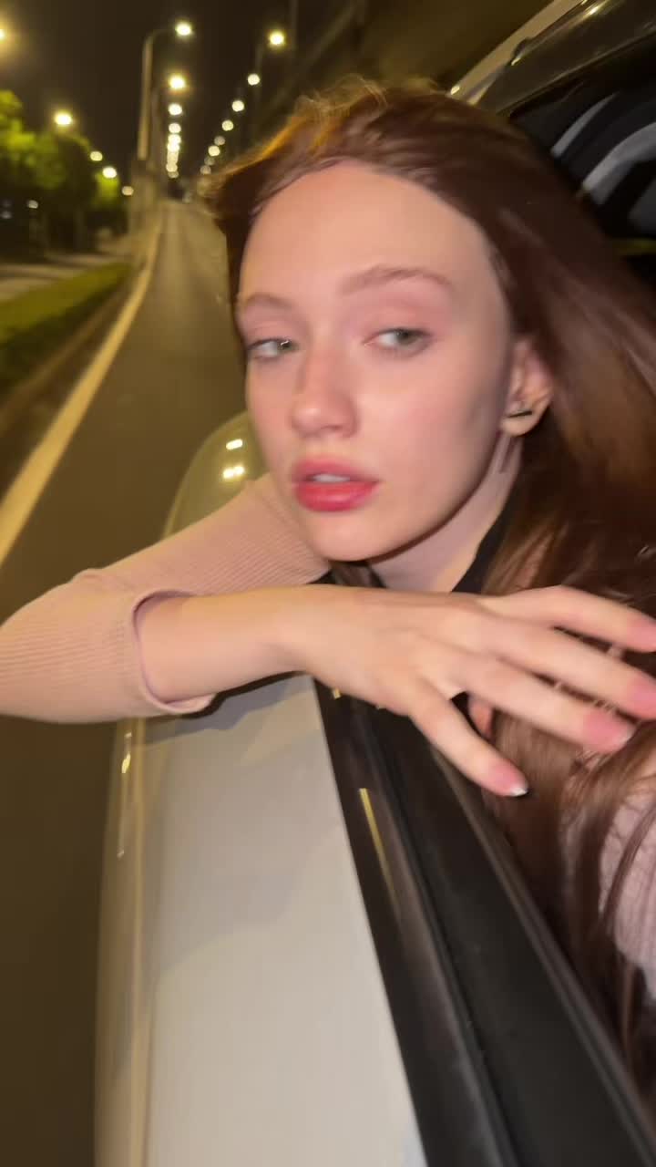 @MarisaLeona_