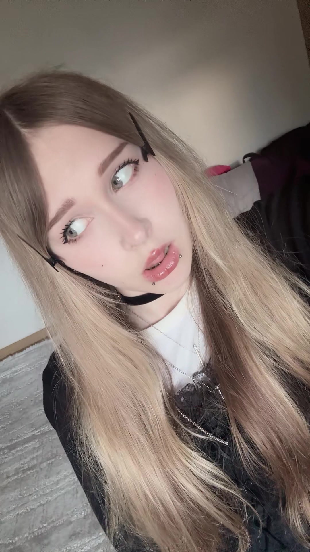 @evanemeow