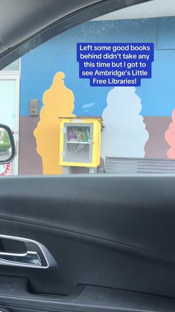 @AshleyLynnReads📚🧡🎗️