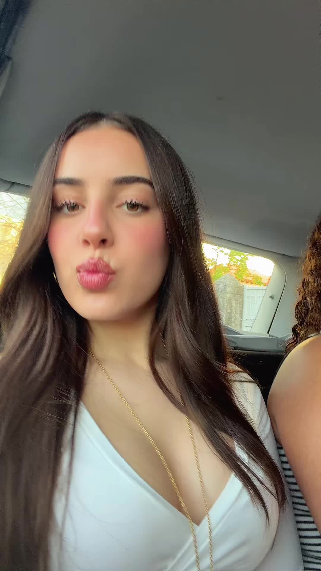 @Mari