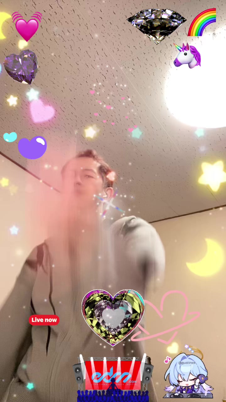 @💎Kouzou 🌈🟣