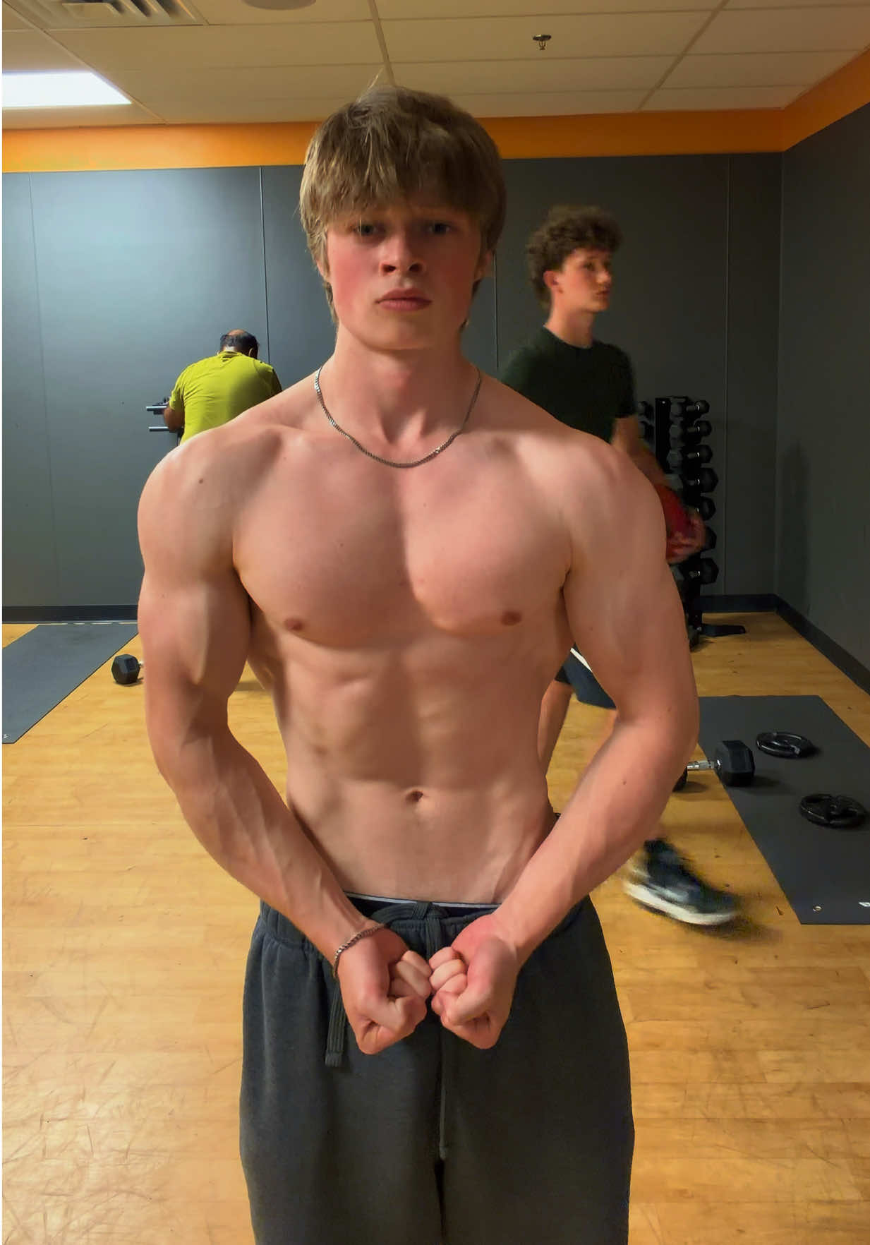 @Tommy_lifts10