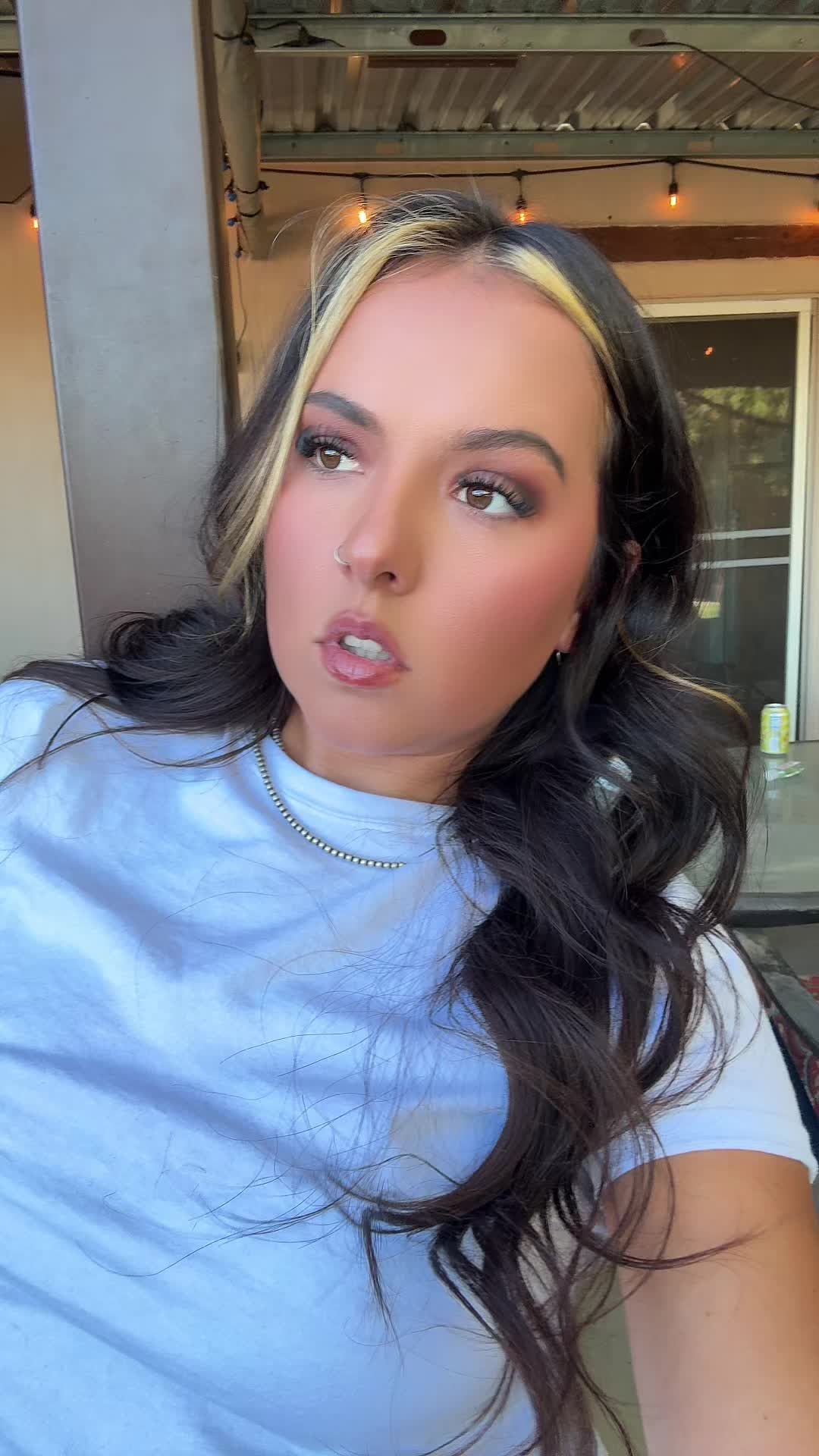 @pikivids_