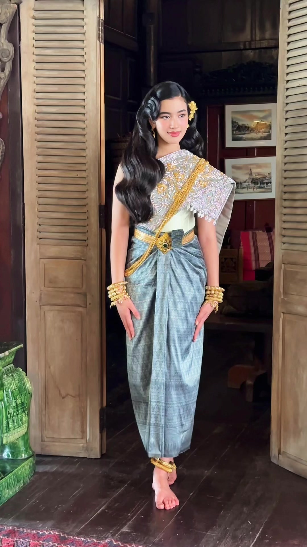 @បុប្ផាសួគ៌ហ្គោល សំអាងការ