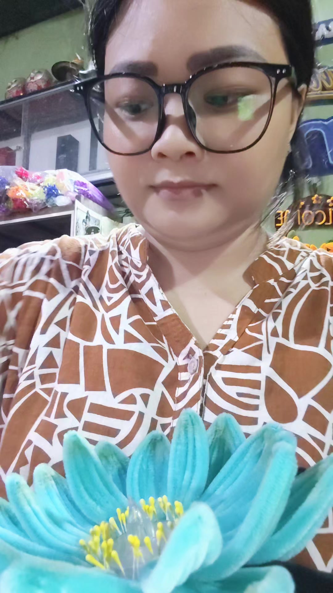 @SuNaingAung (Floral By Su)