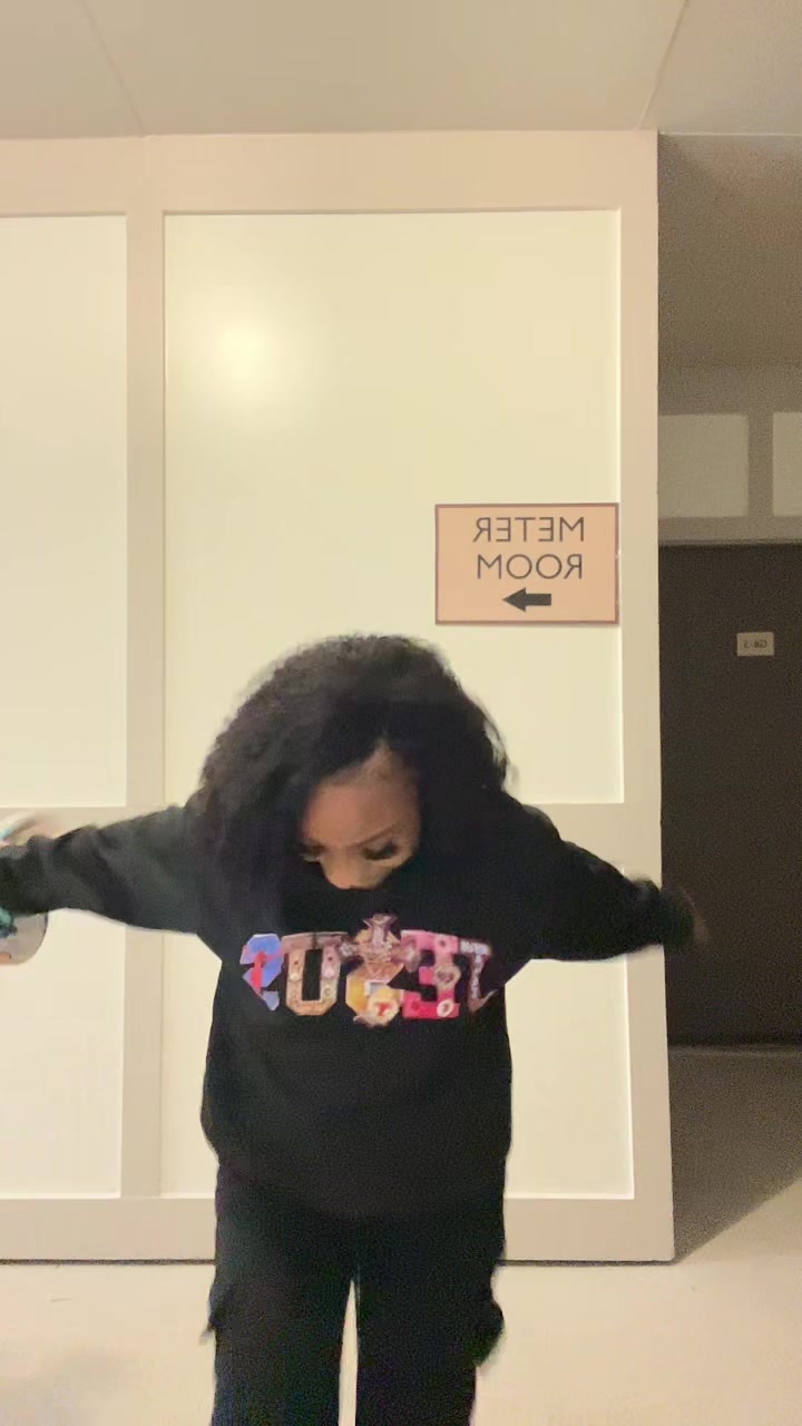 @Aaliyah