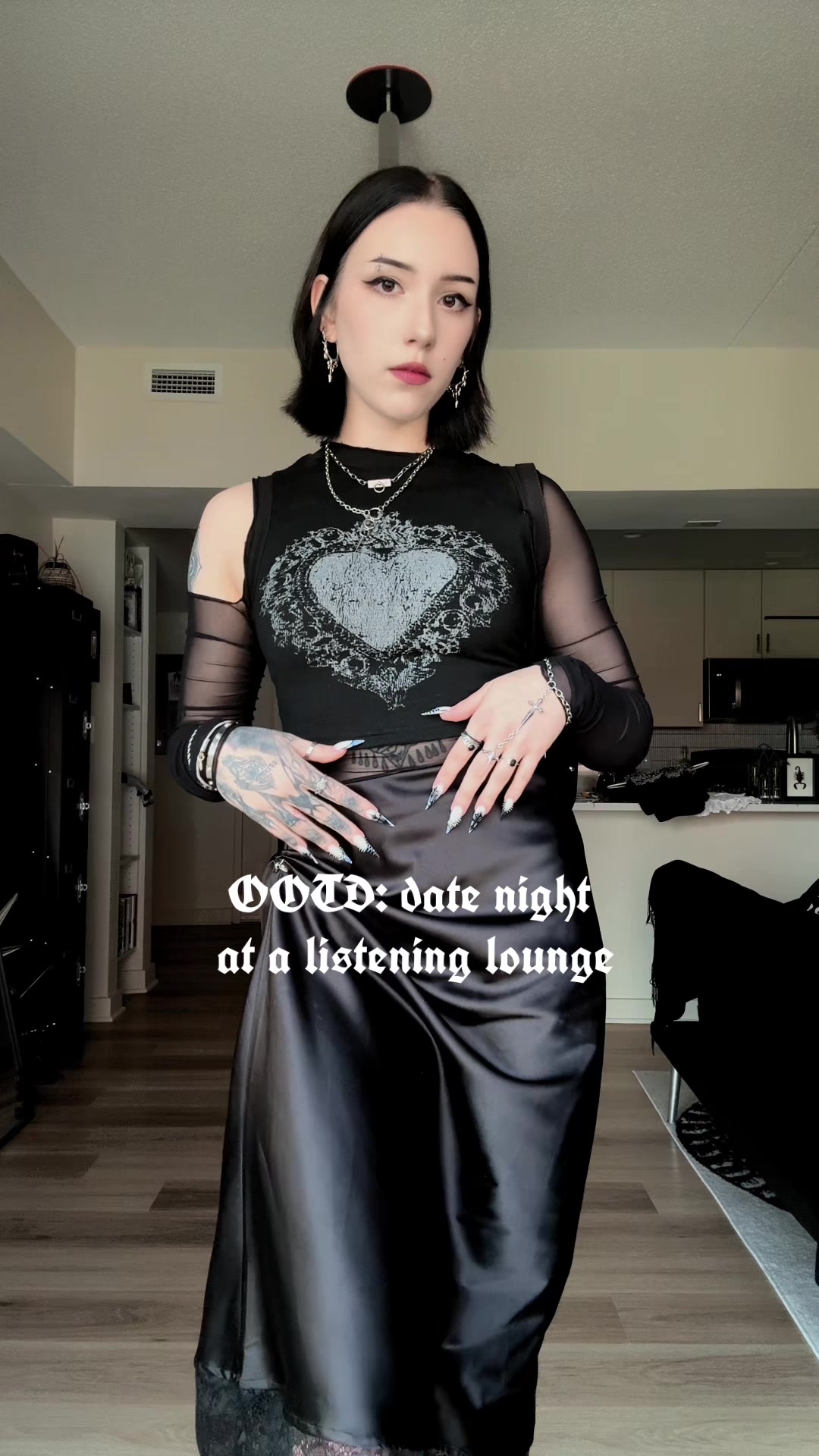 @veilofthorns_