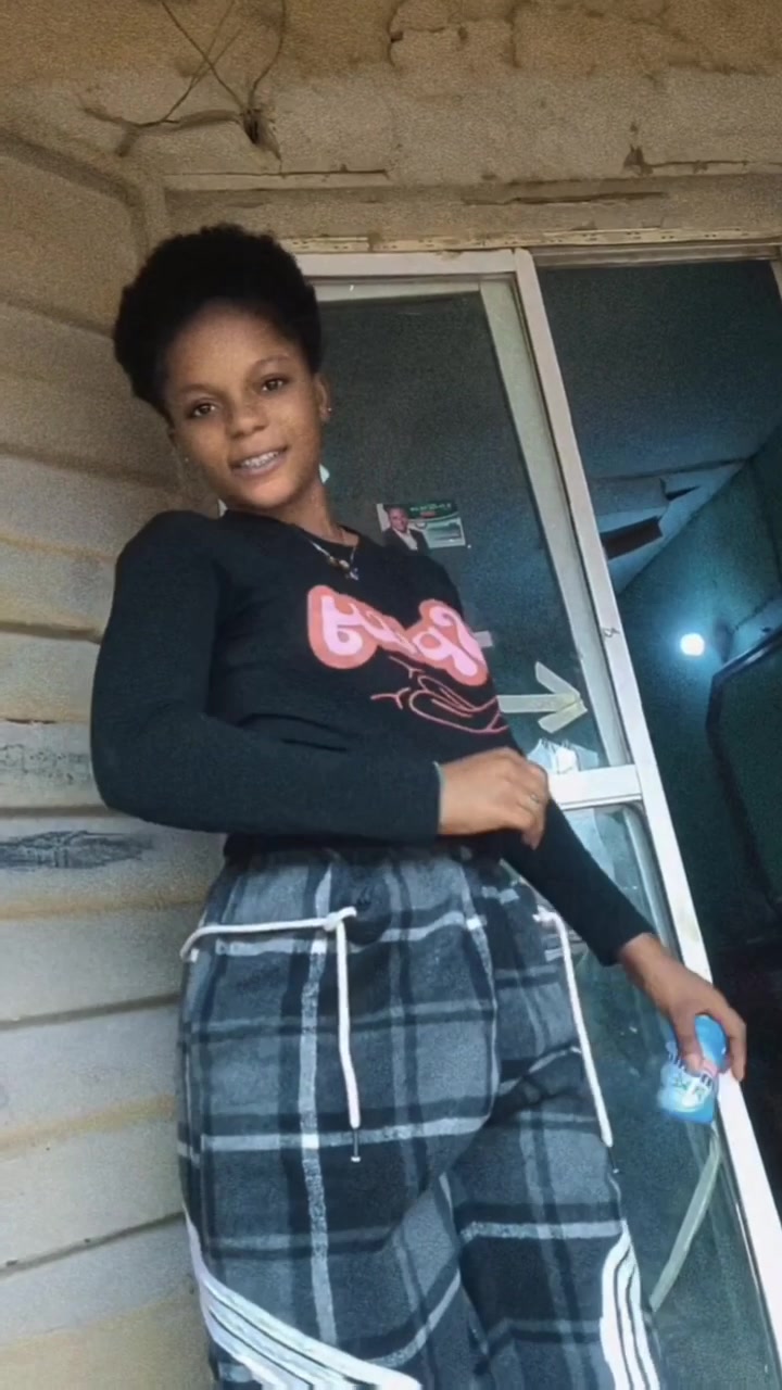 @eliempress12